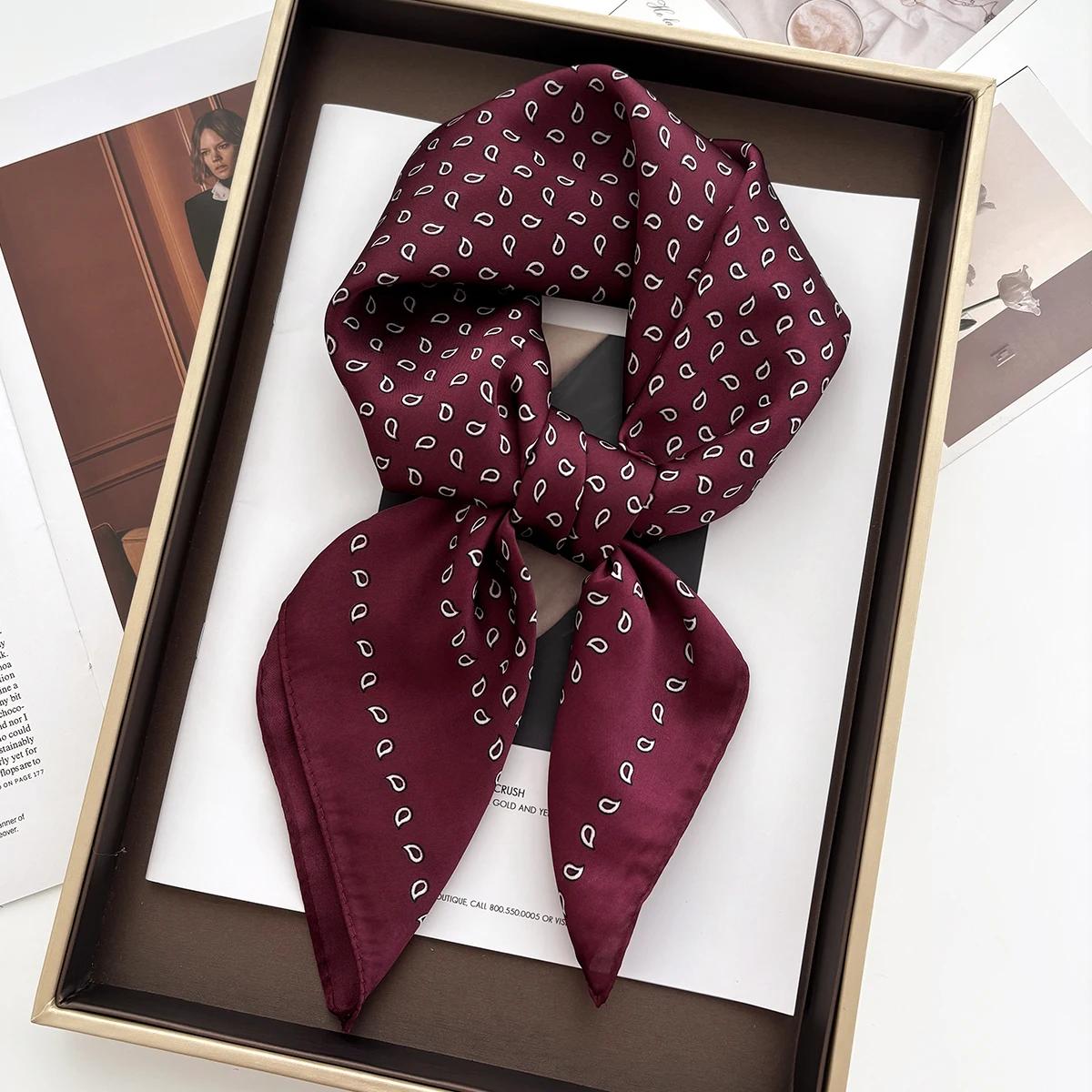 1 stuks 70*70cm Vierkante Sjaal voor Dames Zachte Satijnen Bloemenprint Wikkel Foulard Necksjaal Bandana's Haar Smalle Band Sjaals 70x70CM black