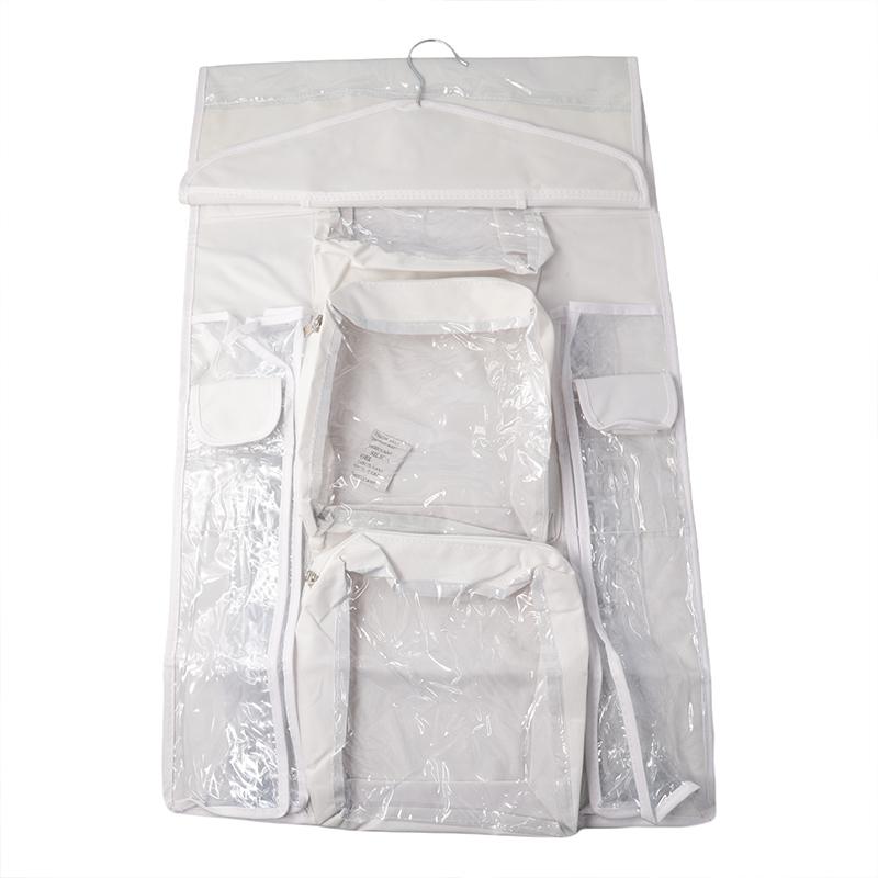 Eine große, transparente Aufbewahrungshängetasche für den Haushalt zur Aufbewahrung von Kleidung, um Platz zu sparen