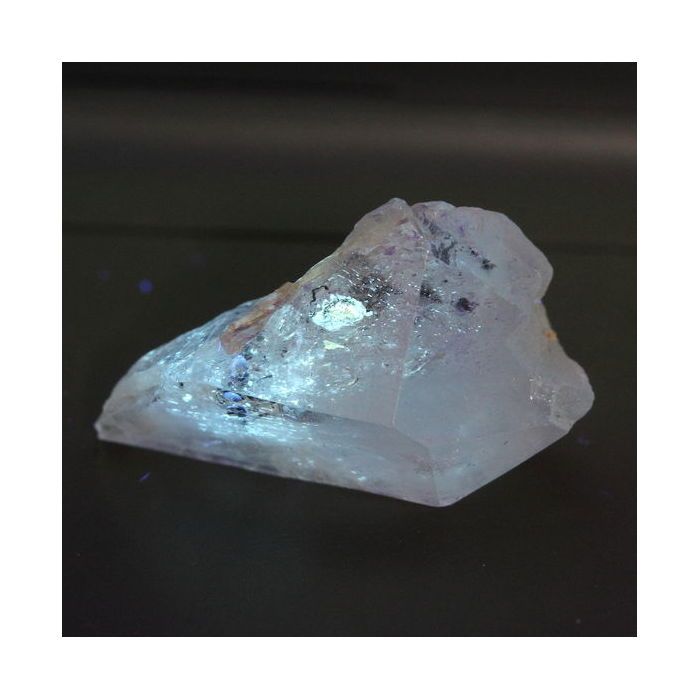 Pierres et Minéraux. Quartz Petrole. 16.13 ct. Balochistan, Pakistan.