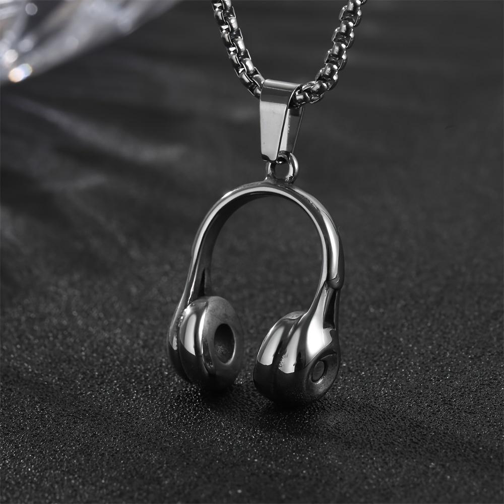 Men's Headphone Pendant Necklace, Gun Color Durable Design, Non Fading, Simple Music Themed Accessory, Suitable for Casual Wear