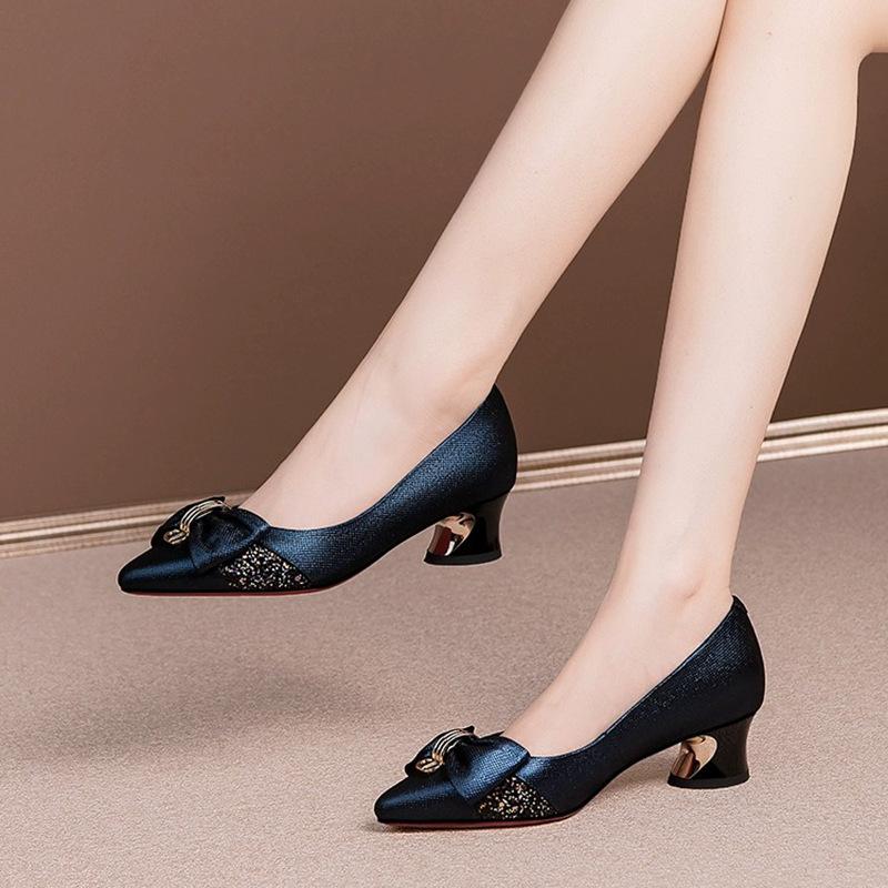 French Pointed Bow Thick Heel Single Shoes Women's 2025 New Niche Fashion Temperament Comfortable Medium Heel Women's Shoes Ladyshoes