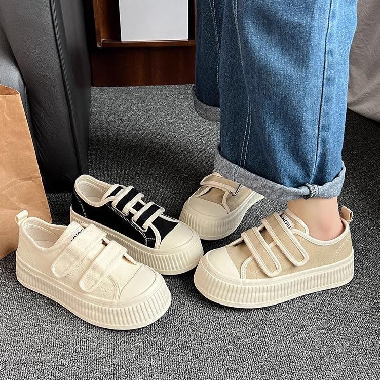 Canvas Shoes Women's 2025 New Summer Breathable One-pedal Lazy Cloth Shoes Velcro Sports and Leisure Biscuits Board Shoes