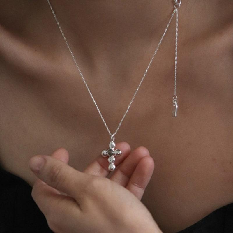 VINOOM cross necklace(black opal)