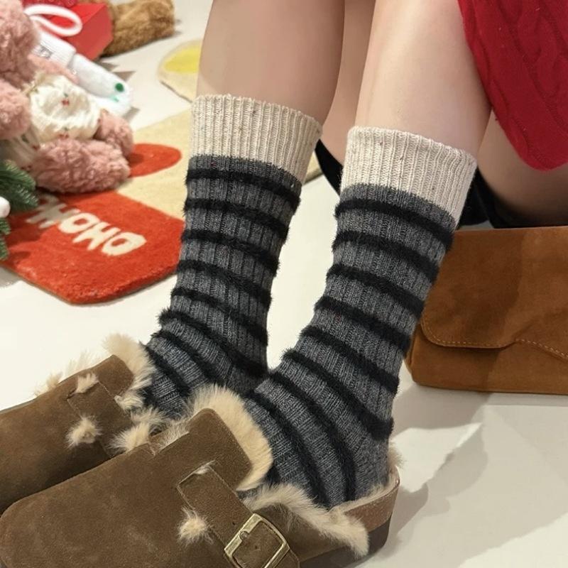 Ladies Winter Plush Warm Striped Wool Mid Barrel Pile Socks