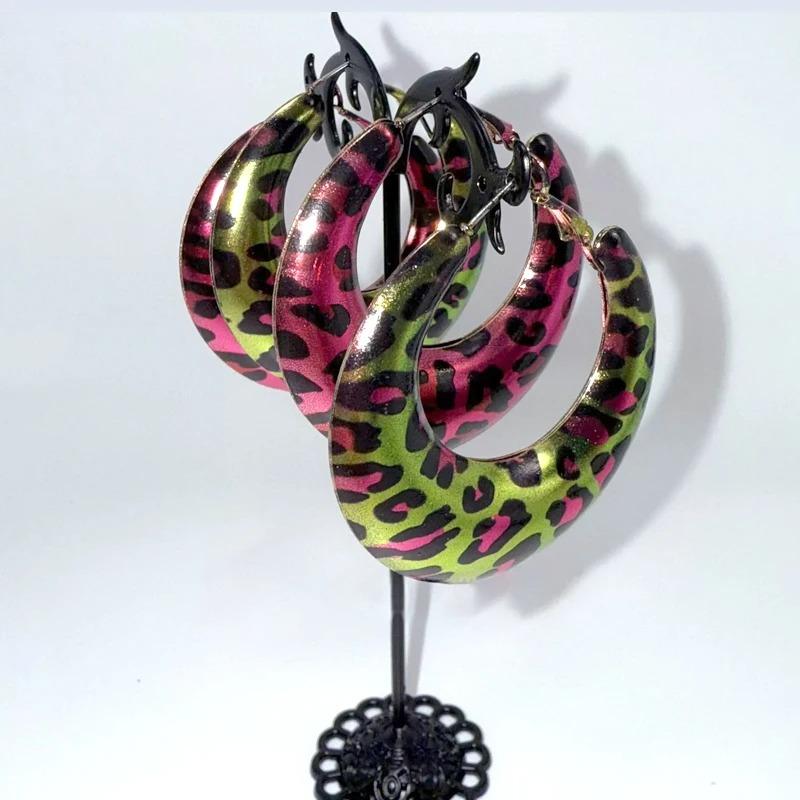 Grunge Rock Pink Leopard Print Punk Charm Earrings for Women Sexy Accessories Green Leopard Print Earrings Y2K Jewelry