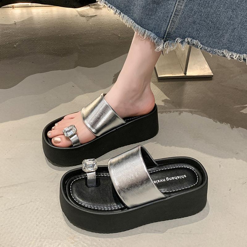 

Rhinestone set of toe slippers for women in summer, new muffin shoes, heightened thick-soled sandals 40 срібний