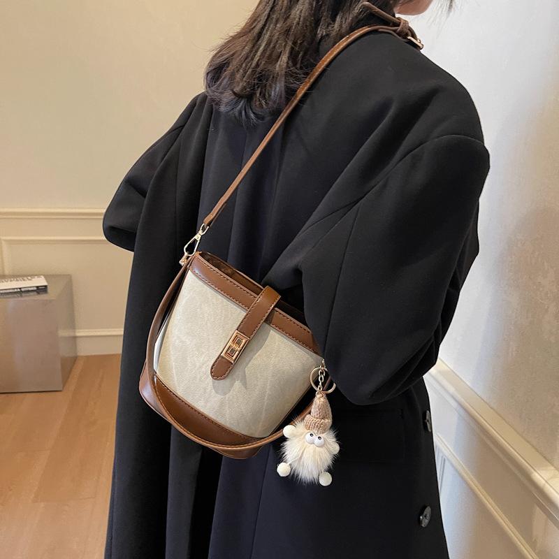 Ins Texture Handbag Women's 2025 New Fashion Small Bag Retro Bucket Bag Shoulder Bag Messenger Bag