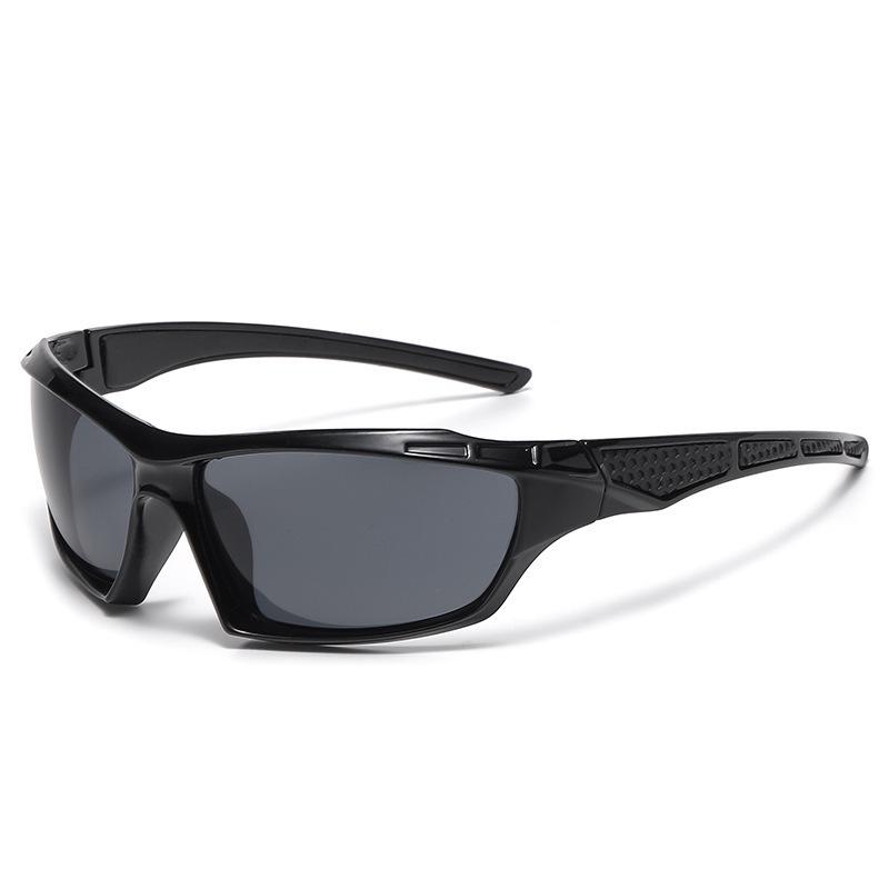 

Polarized Outdoor Sports Sunglasses: Windproof, Sandproof, Anti-Splash - Ideal for Skiing, Mountaineering, Driving & Night Vision