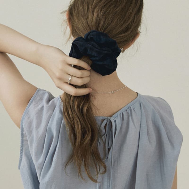 AUBARD Sheer Check scrunchy_Navy