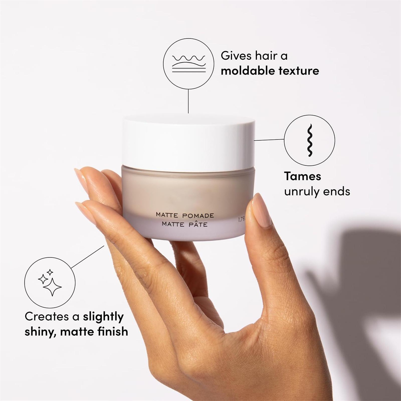 

Помада MatteHair — паста для укладки, придающая форму, текстуру, разделяющая и устраняющая пушистость — придает волосам матовый вид, делая их прохладными и в то же время повседневными (1,7 унции/50 мл)