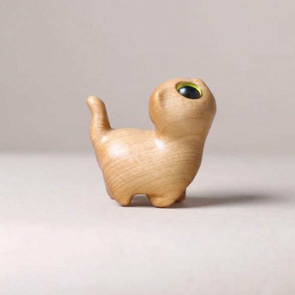 Cypress Wood Carved Cat Ornament - Cute, Portable, and Perfect for Displays or Live Streaming