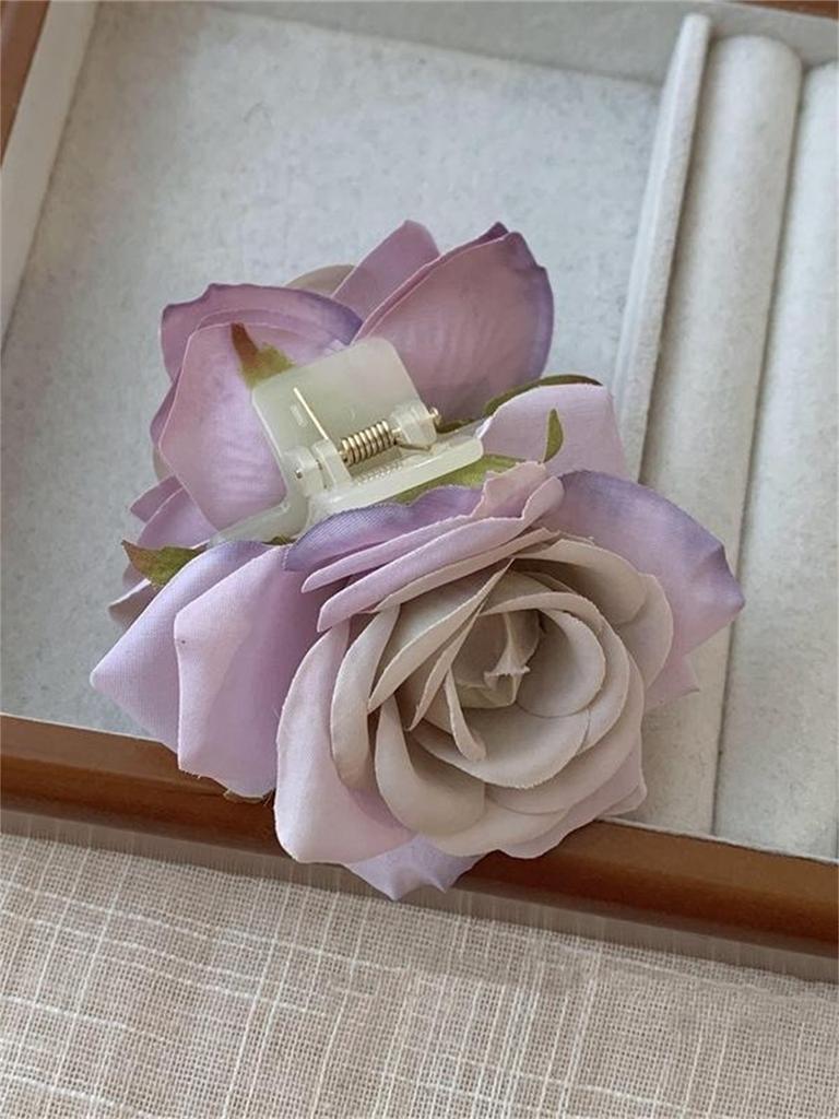 1 Women's New Retro Simulation Rose Flower Back Head Claw Hair Hair Accessories Photo Internet Celebrity Travel Accessories