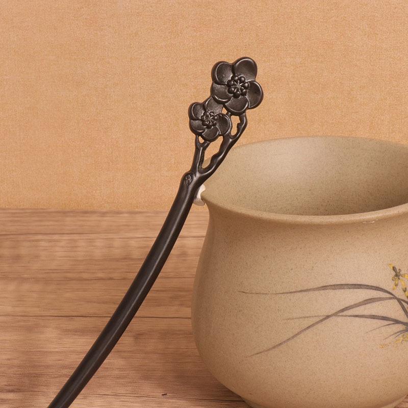 Exquisitely Carved Ebony & Sandalwood Hairpin - Ancient Chinese Style Accessory for Updos and Hanfu Headdress