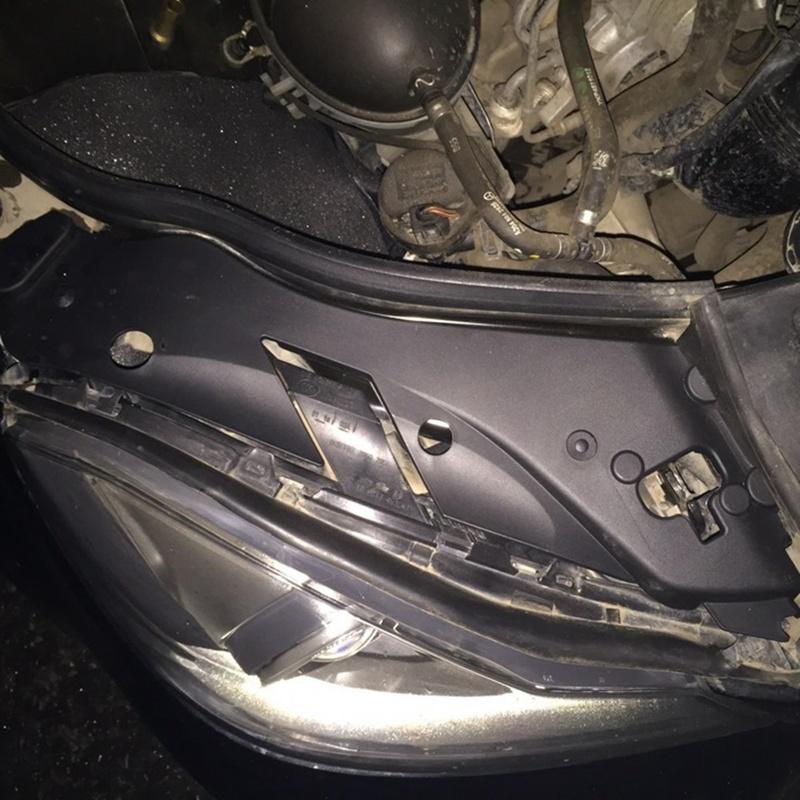 

M63K-Car Upper Headlight Protective Cover Cap For W204 C300 C350 2008-2012 Black Right