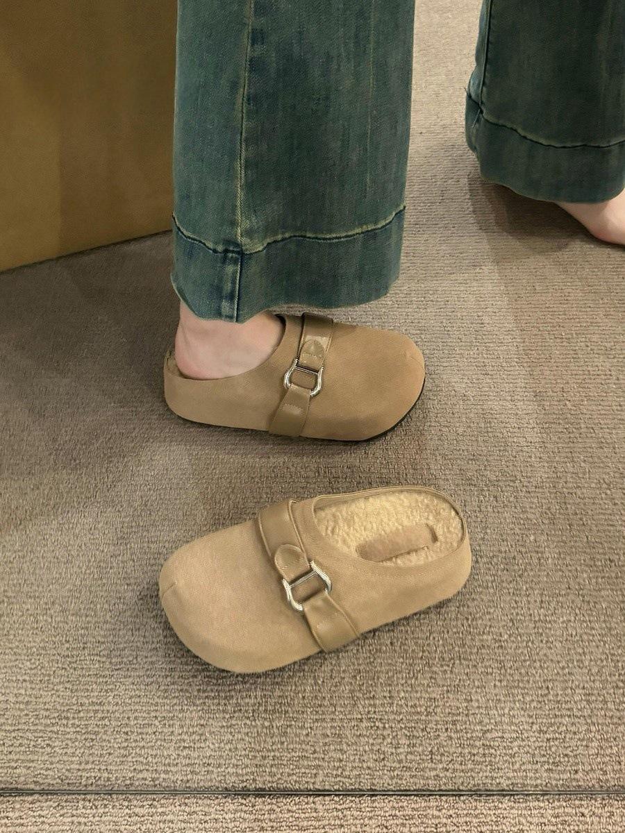 

2025 осень и зима новые бархатные теплые модные туфли на толстой подошве женские туфли с сумкой на голову полутапочки одинарные туфли 40