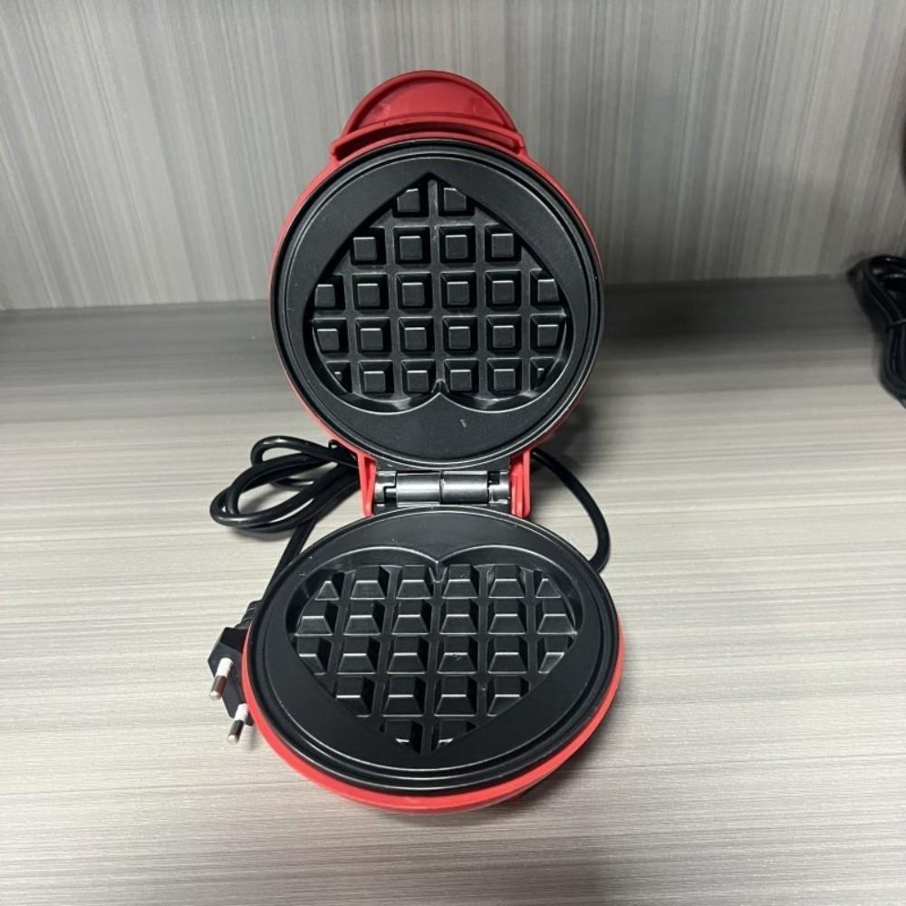 Quick Heat-Up Electric Pancake Maker Electric Baking Pan Waffle Machines  Breakfast Preparation