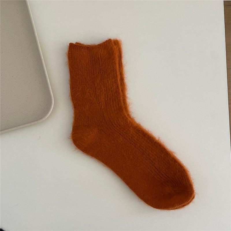 

Женские осенне-зимние утолщенные милые мягкие восковые однотонные носки средней длины 1 pair оранжевый