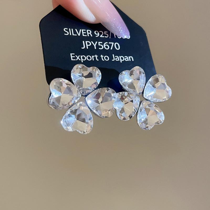Love water droplets irregular crystal stud earrings bracelet necklace set cold wind collarbone chain light luxury high-end jewelry