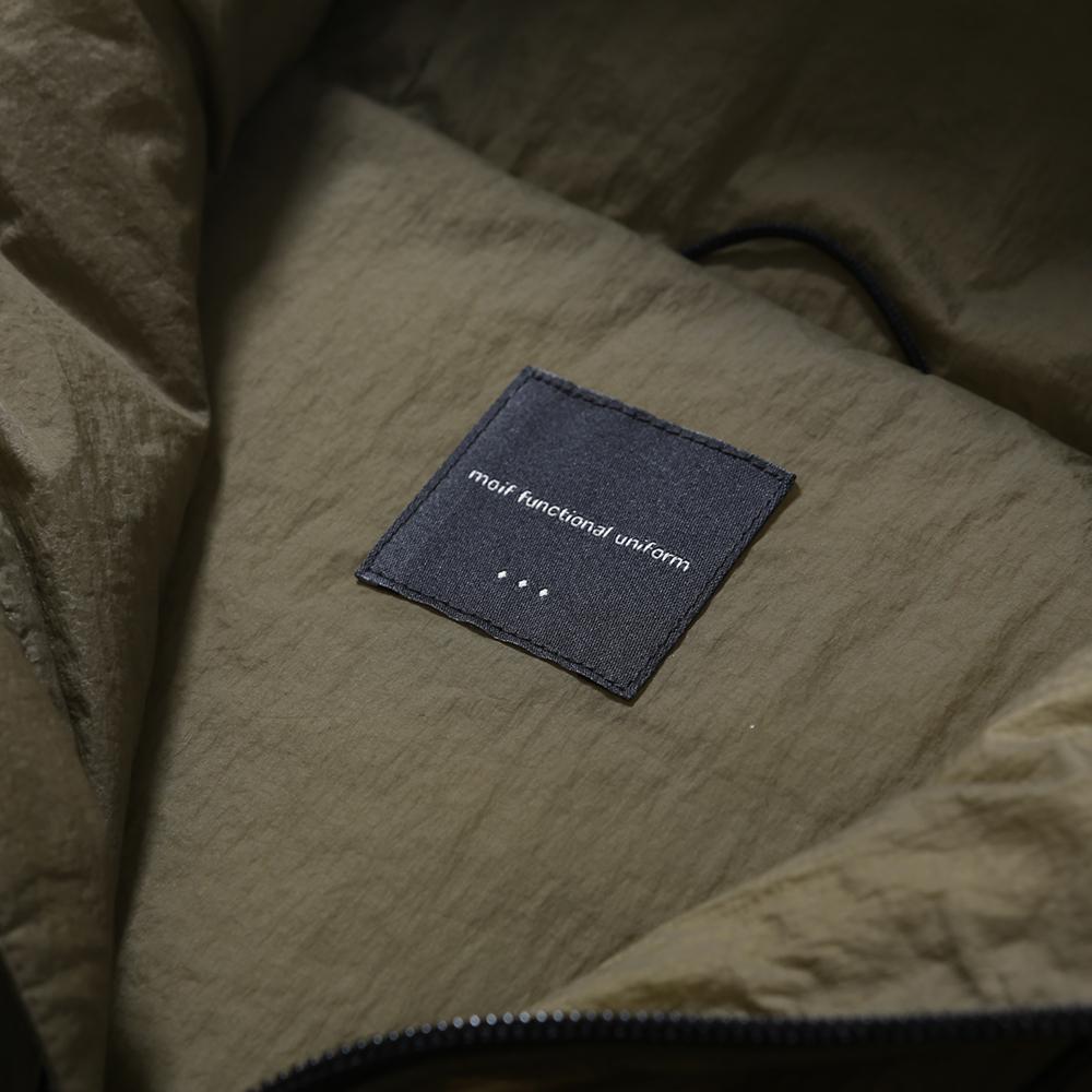 Moif [Aw23]Hooded Crop Vest / Mars
