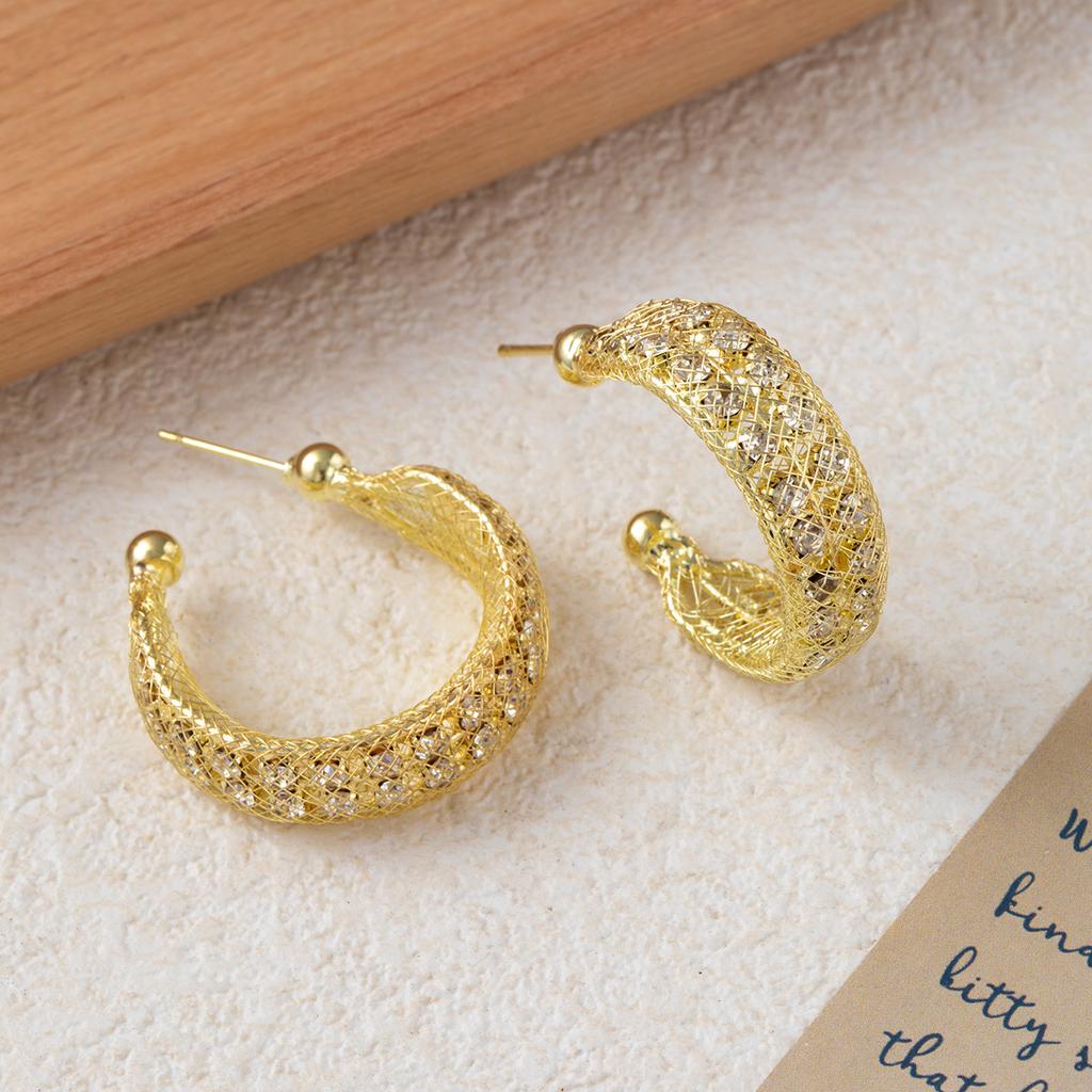 French Light Luxury Super Fairy Diamond-Set Hollow C-Shaped Earrings Women'S Fashion Temperament Advanced Sense Of Personality Elegant Earrings