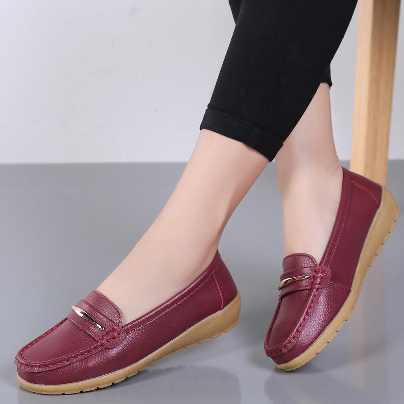 New Genuine Leather Shoes Woman Slip On Women Flats Moccasins Women's Loafers Spring Autumn Mother Shoe Big Size G76
