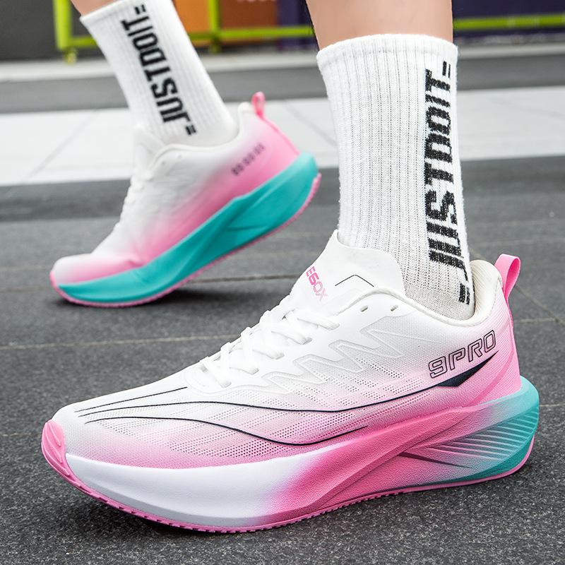 

New professional running shoes men s summer non-slip shock absorption ultra-light jogging shoes women s lightweight sports shoes marathon men s shoes 33