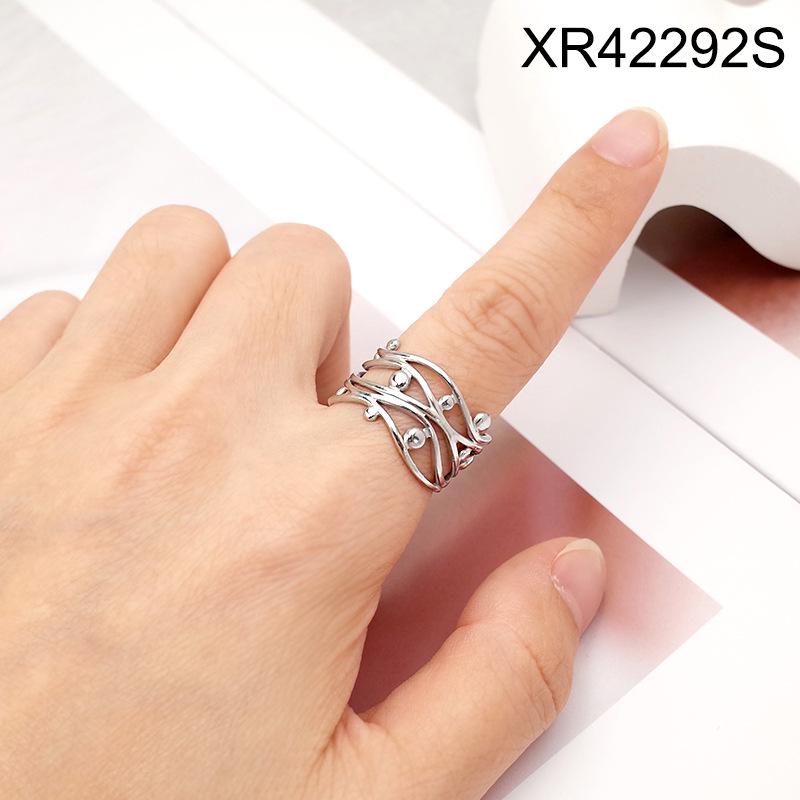 18K Gold-Plated Starfish and Seashell Statement Ring: European and American Luxury Jewelry for Women