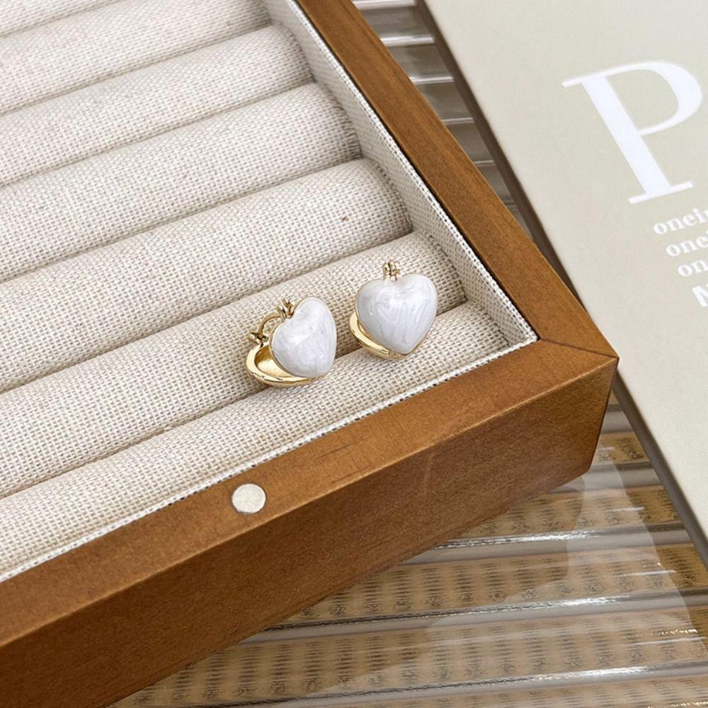 Oil Exquisite Glaze Enamel Stud Earrings Women Jewelry Korean Style Earrings Heart Ear Buckle