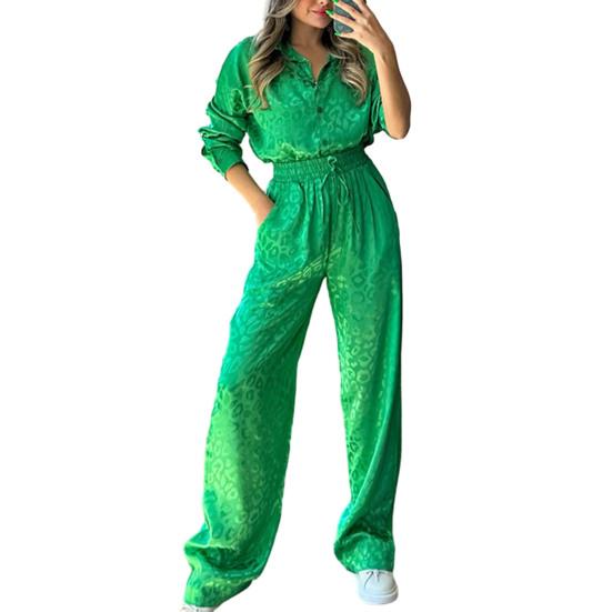 

Комплект из рубашки и брюк с леопардовым принтом, длинными рукавами, широкими штанинами, свободной эластичной резинкой на талии, однобортный, из мягкого атласа с лацканами и шнурком XL зелёный