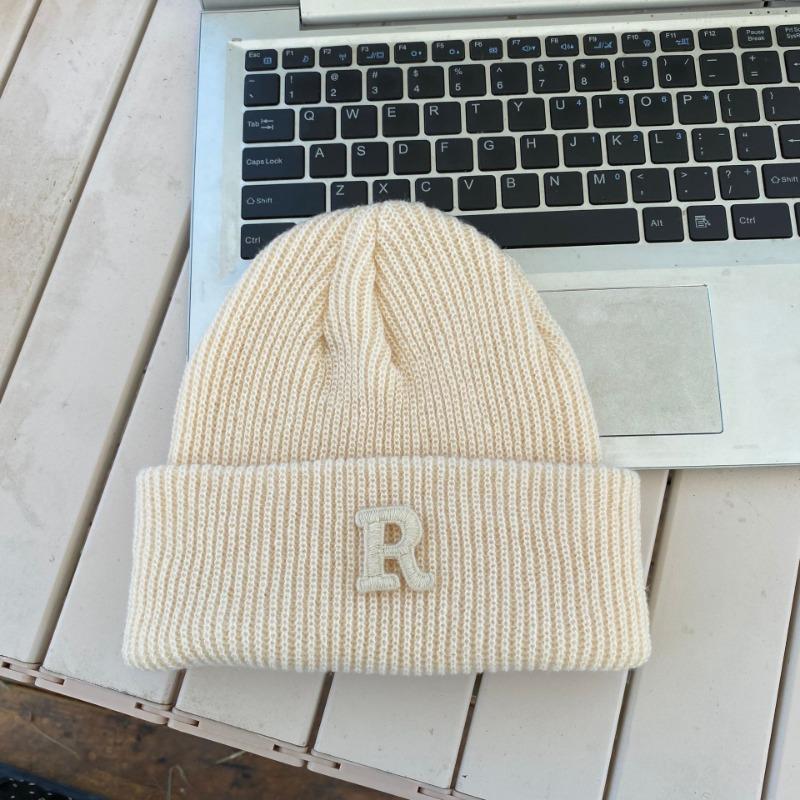 Hat winter female high-value round face student versatile cold-proof warm face small knitted wool hat