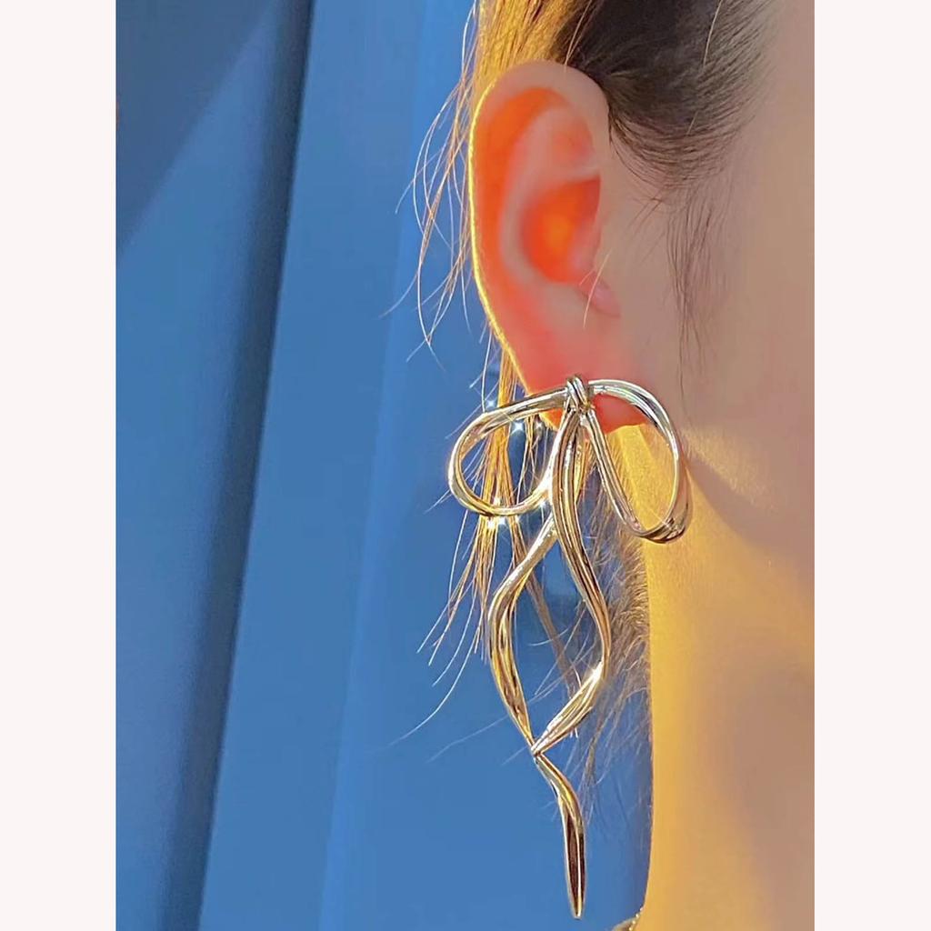 Jednoduché náušnice s přívěsky v podobě linie, visací náušnice ve tvaru mašle, přívěsek s mašlí, univerzální kovový doplněk pro každodenní nošení