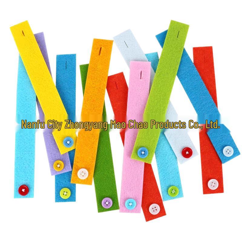 Montessori Early Education DIY Felt Button Puzzle Bracelet for Kindergarten Play-Teaching.