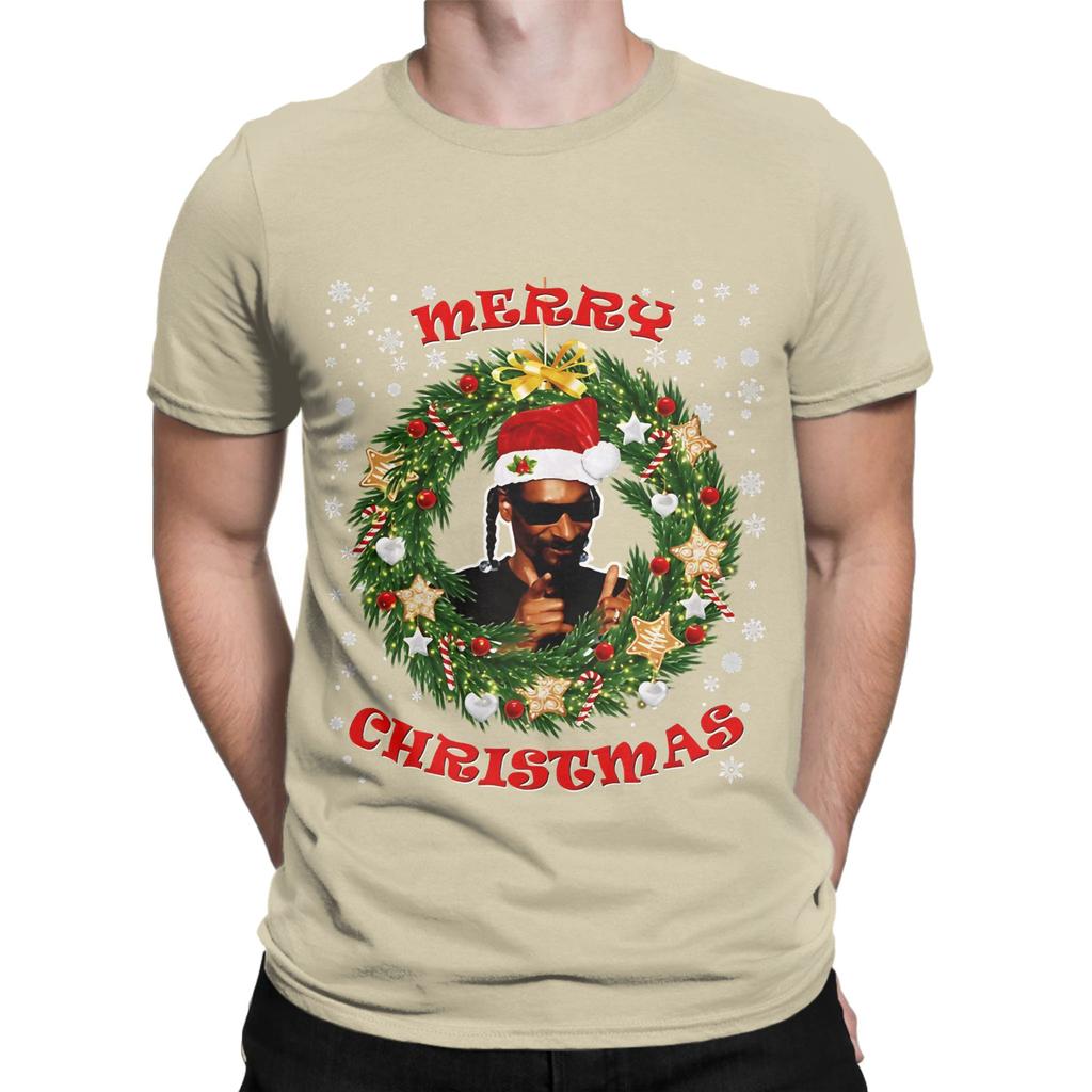Merry Xmas Snoop Santa Hat And Dogg Christmas Wreath Novelty Graphic 100 Cotton TShirt Snoop Dogg Tees Tops For Unisex