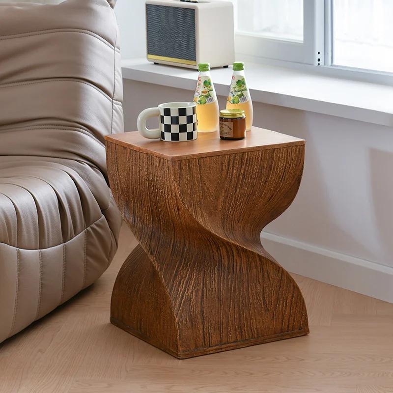 Nordic Coffee Table Imitation Wood Grain Edge Table Creative Bedroom Bedside Table Office Decorative Side Table Oxide Material