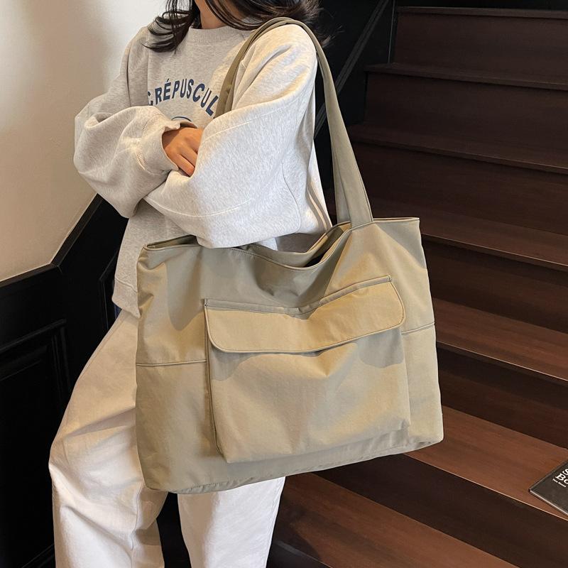 Lightweight Handbag Women Large Capacity Travel Tote Bag Short Trip Commuter Underarm Bag