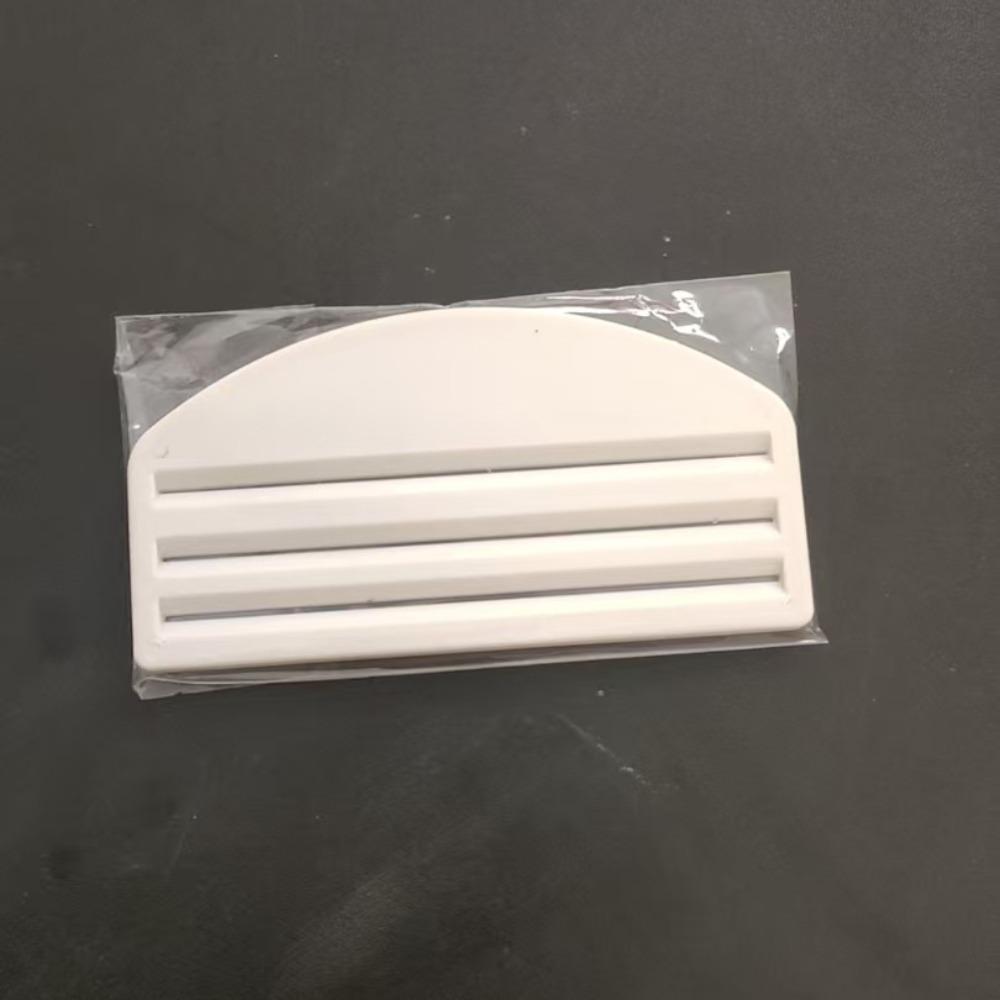 Plastikowe narzędzie do wyciskania karmy dla kotów Kompaktowa konstrukcja Pomoc w karmieniu zwierząt Wyciskacz do saszetek z karmą dla kotów Karmienie zwierząt
