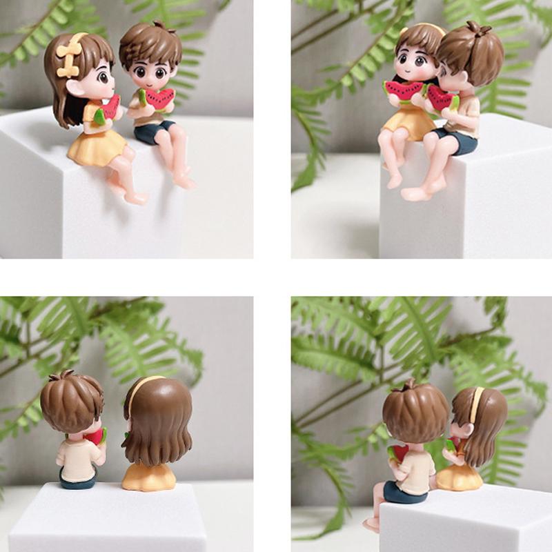 1 Paar Wassermelonen essende Figuren Paar Liebende Figuren Paar Miniatur Junge Mädchen Modell Prinzessin Fee Garten Auto Ornamente