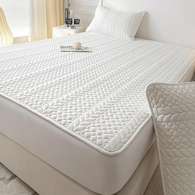 100% Waterproof Mattress Protector Cover, Cotton Fitted Sheet Hypoallergenic, Breathable, Smooth, 3D Air Fabric Bed Pad Cover