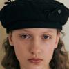 Poesiedame BOW BERET IN BLACK