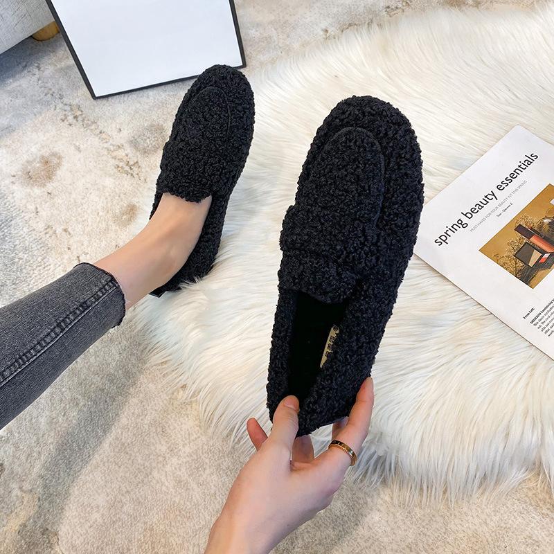 Plush Shoes Women's Winter Wear Warm Plus Velvet Thickened Pedal Peas Shoes Fairy Lamb Wool Thick-soled Large Size Cotton Shoes