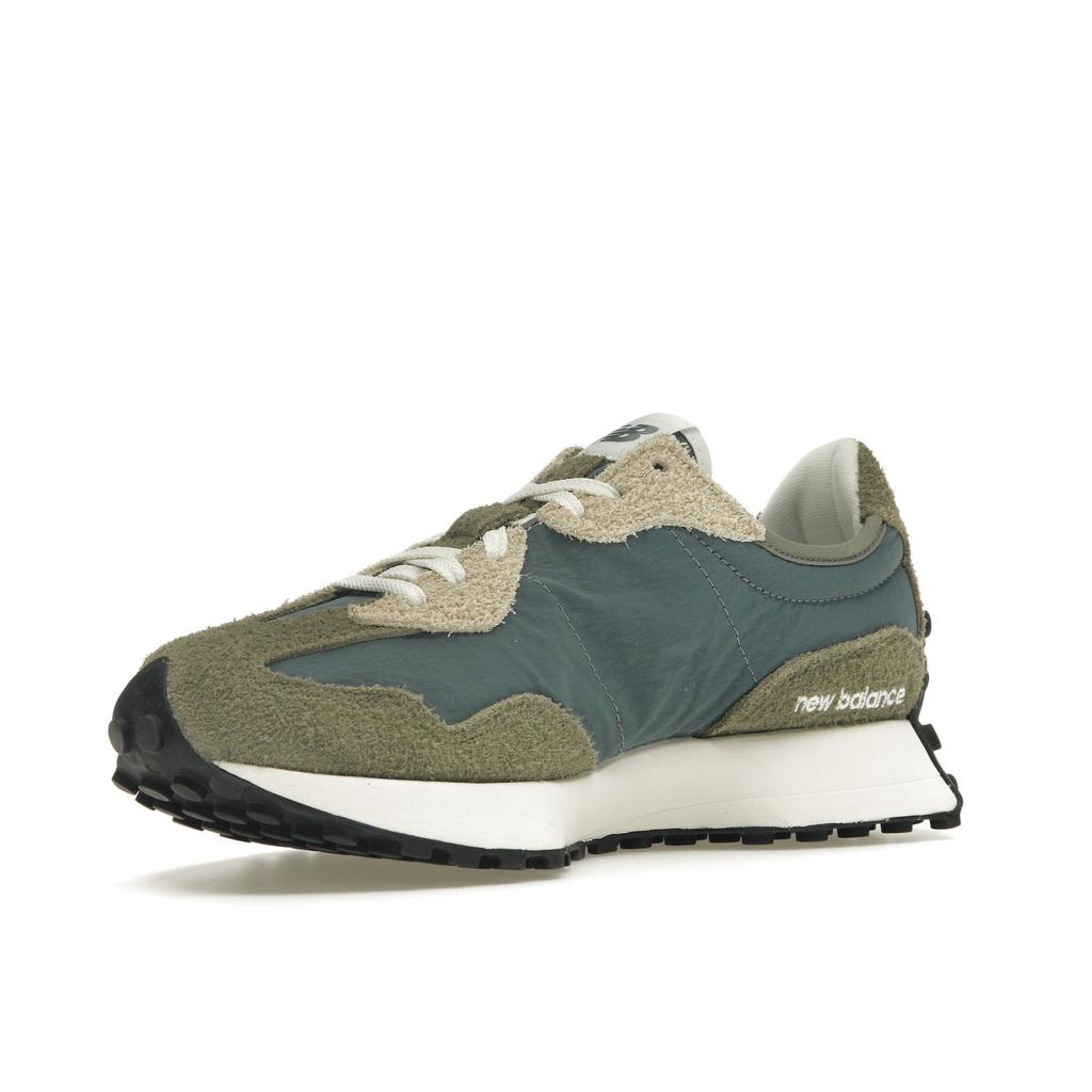 New Balance Unisex 327 'Vetiver Trooper' Vetiver mit Trooper MS327CR