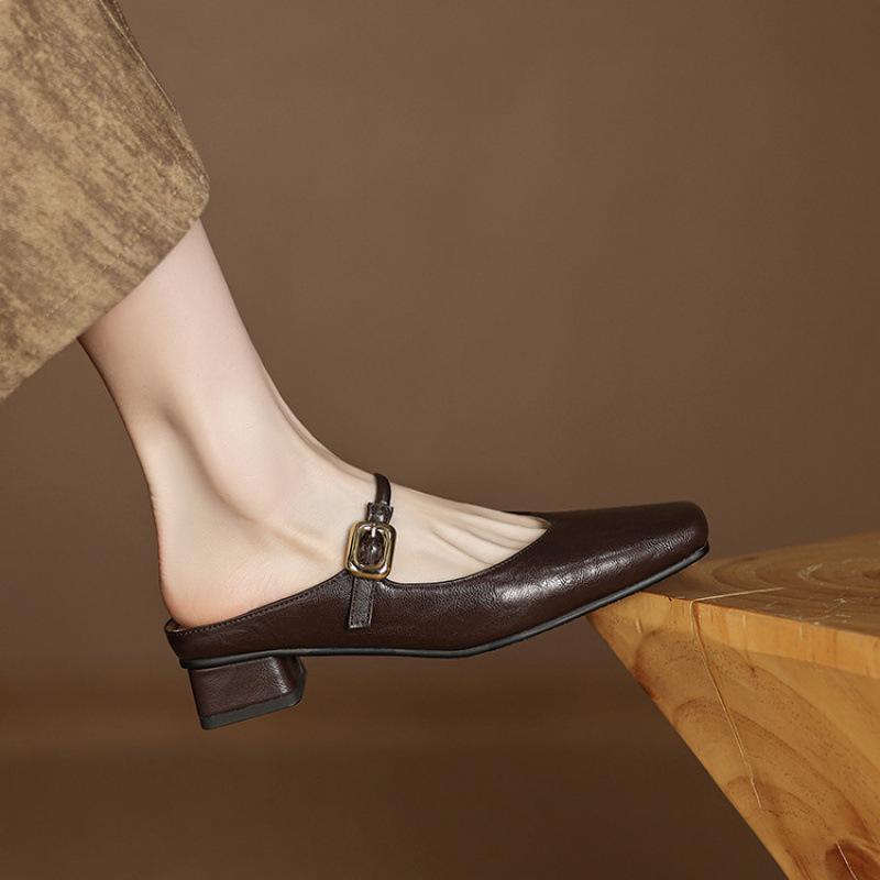 Summer casual flat-bottomed slippers cover one foot, cool slippers women's new large and small size women's shoes non-slip bag head slippers