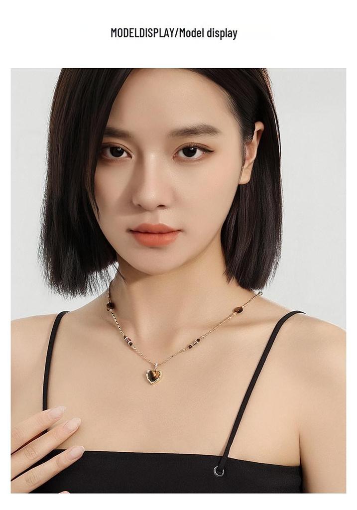 Tiger Eye Heart Pendant Necklace: Retro Gold Clavicle Chain for Women, Stylish Sweater Accessory
