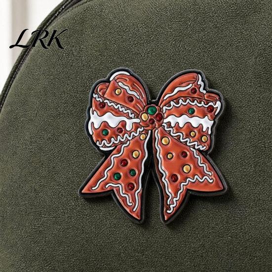 Soft Painting Enamel Pin Brooch Pin, Gingerbread Man Design Lapel Glaze Bright Color Stable Clamping Badge with Standard Safety Christmas Colors