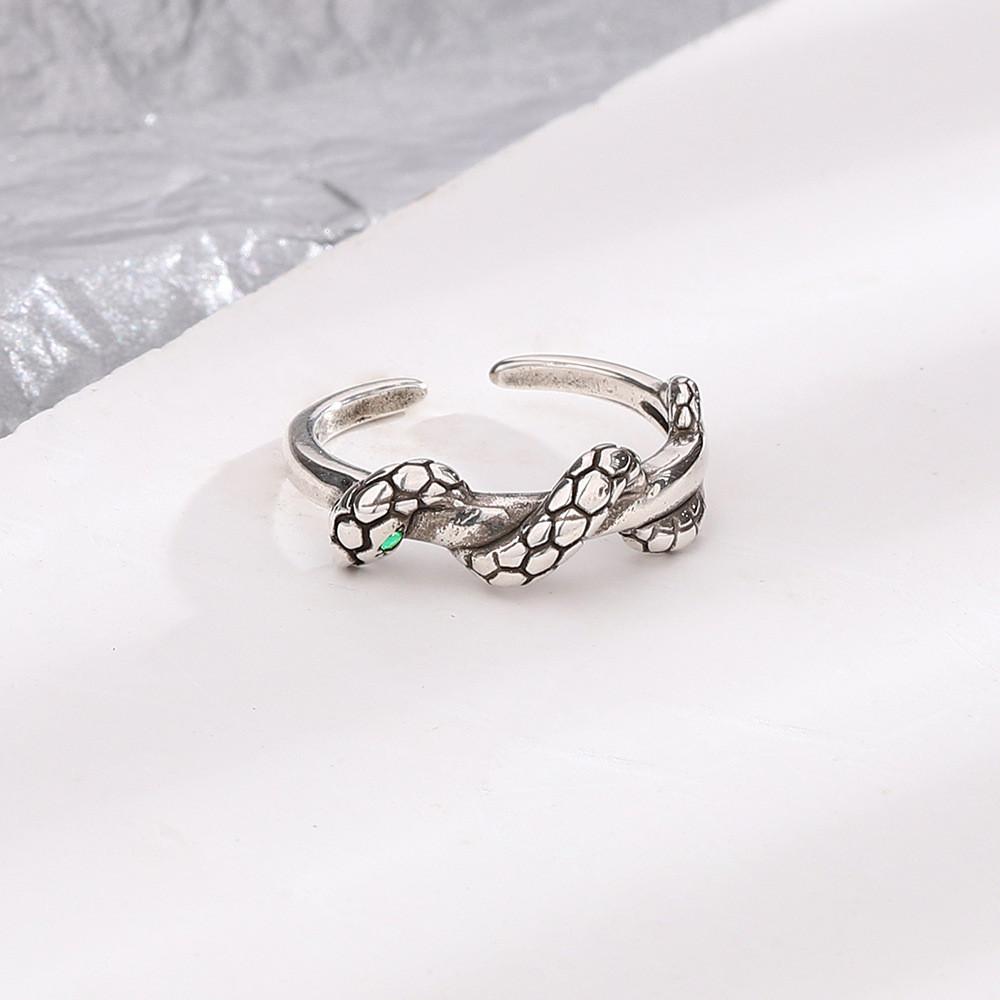 Stylish Womens Snake Ring With Green Eye Stone Vintage Material Copper