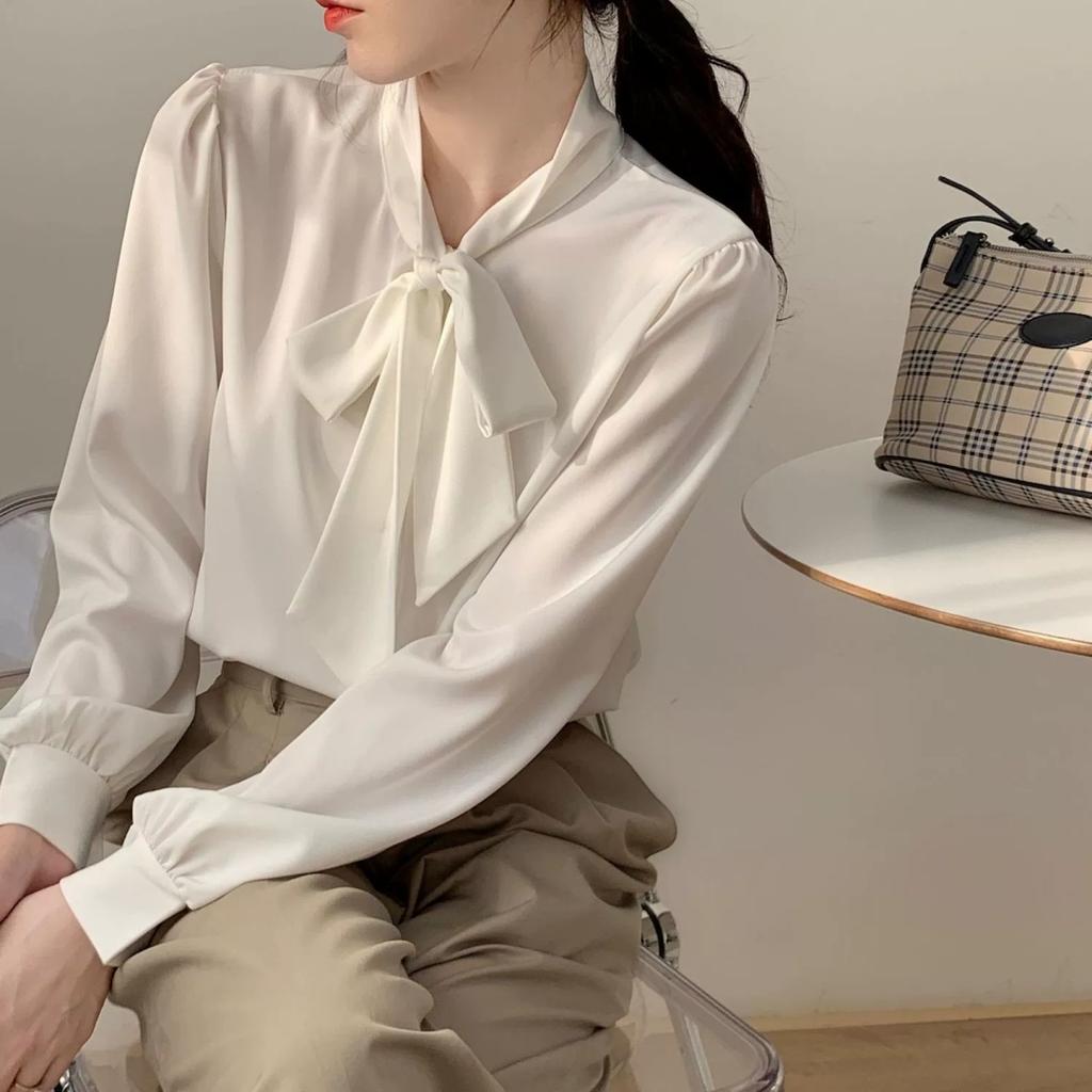 Spring and Autumn  Tops Bow Tie Chiffon Shirts Casual Long Sleeve White Blouse Women's Elegant Business Loose Blouses Ladies