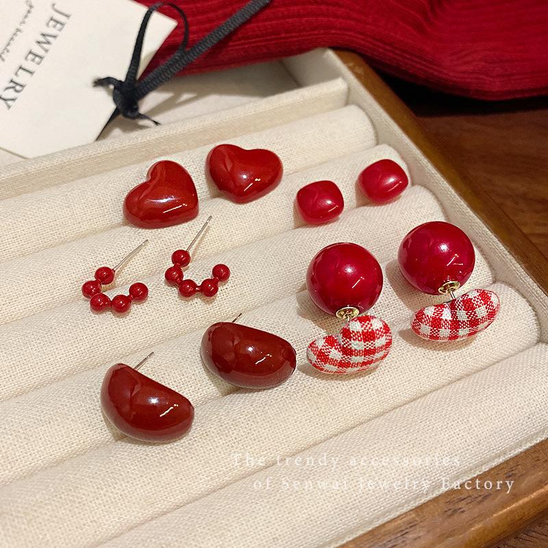Geometric-shaped Earrings - Festive and Unique for The New Year, Suitable for Autumn and Winter, As An Accessory for The Ears.