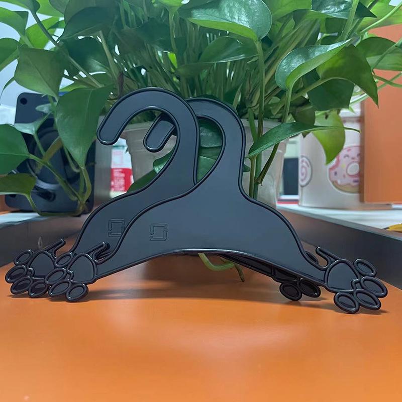 

Мини-вешалки в форме лап для одежды для собак Meiqi Pet S 17.5x12 cm чёрный