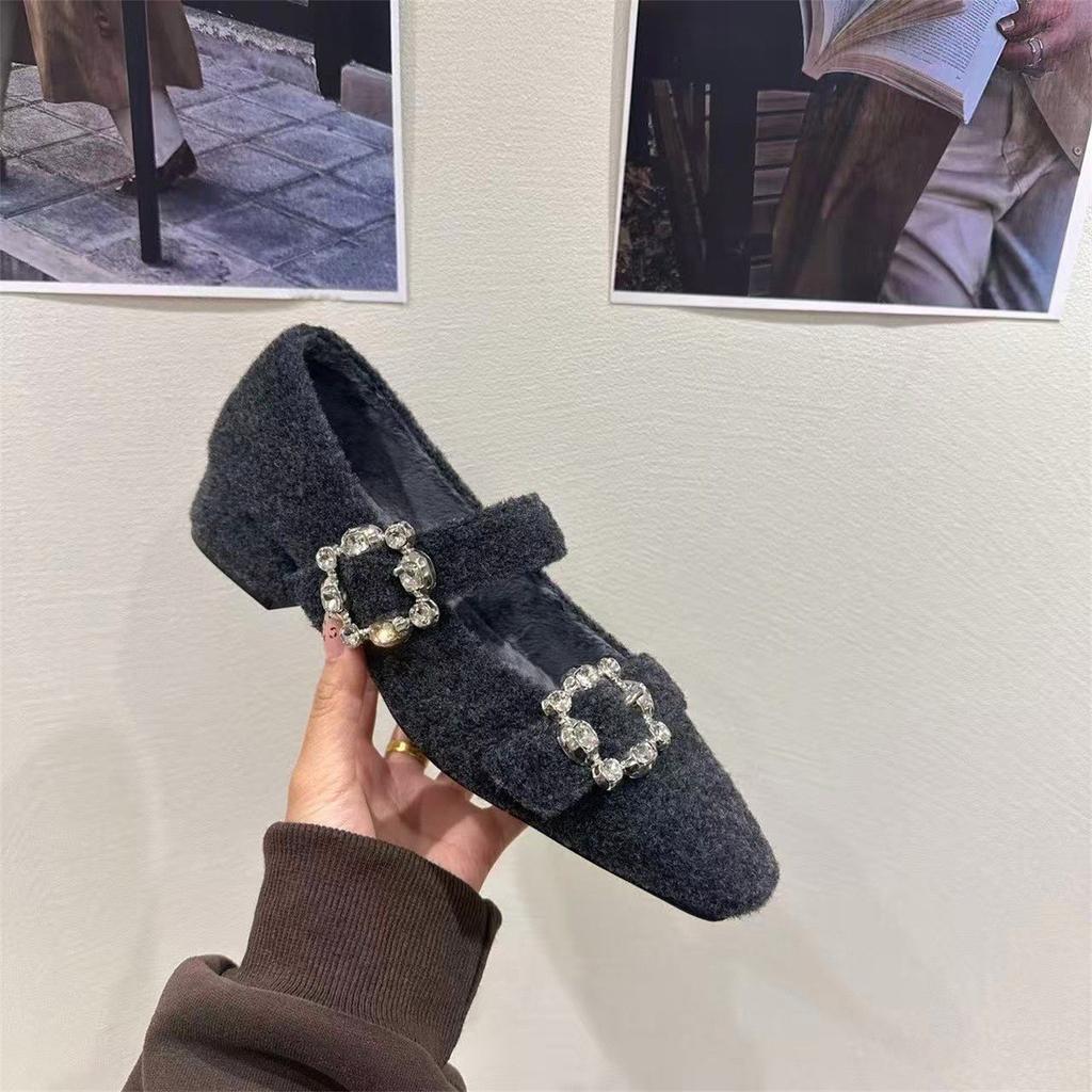 Innere Höherlegung Vierkantkopf Strass Einzelne Schuhe Herbst und Winter 2025 Plüsch Grau Flauschige Schuhe Mary Jane Abendschuhe
