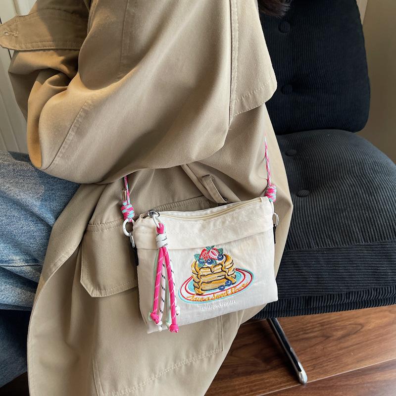 Summer Summer Niche Nylon Canvas Bag Women's Fashion Embroidery Small Square Bag Crossbody Bag Mobile Phone Bag